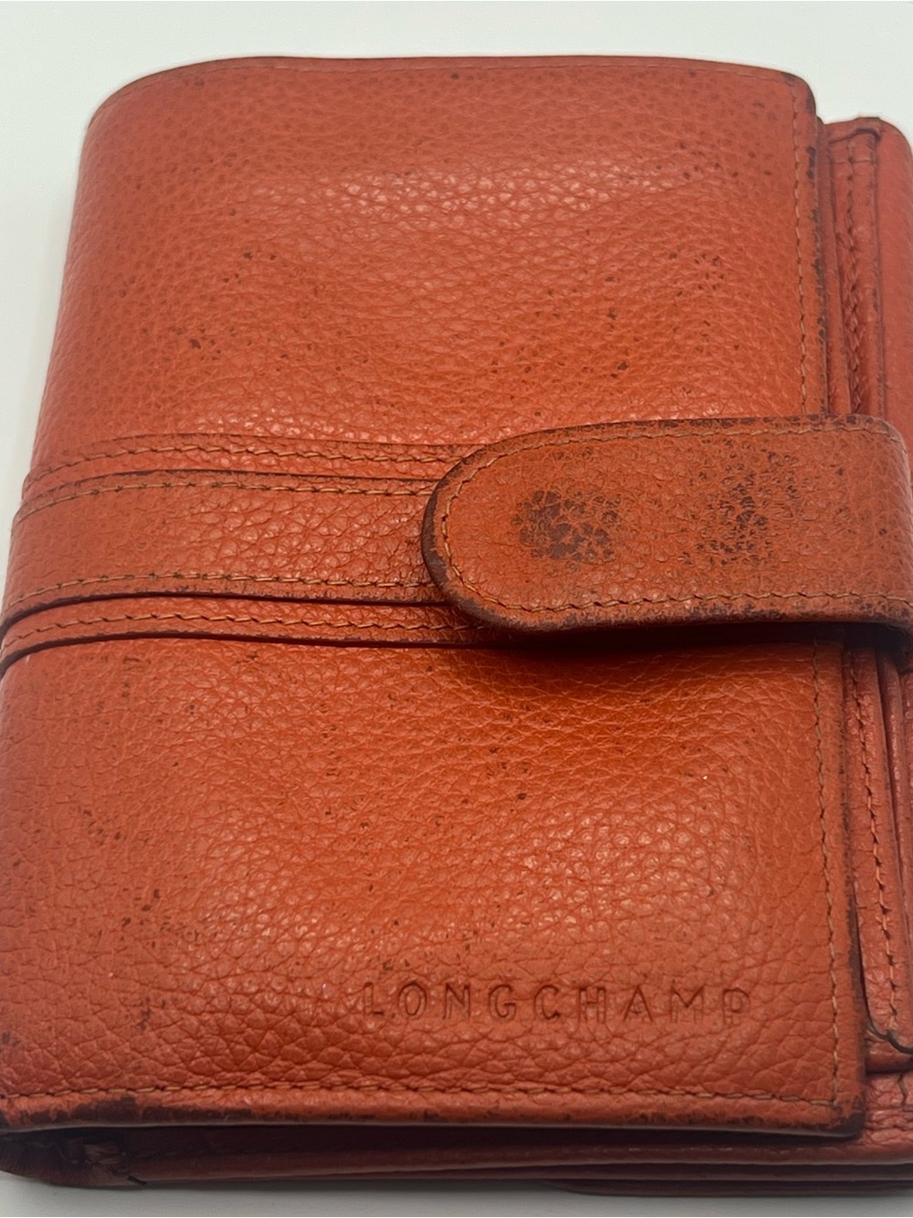 Longchamp Le Foulonné Orange Pebbled Leather Compact Bifold Wallet - Picture 11 of 14